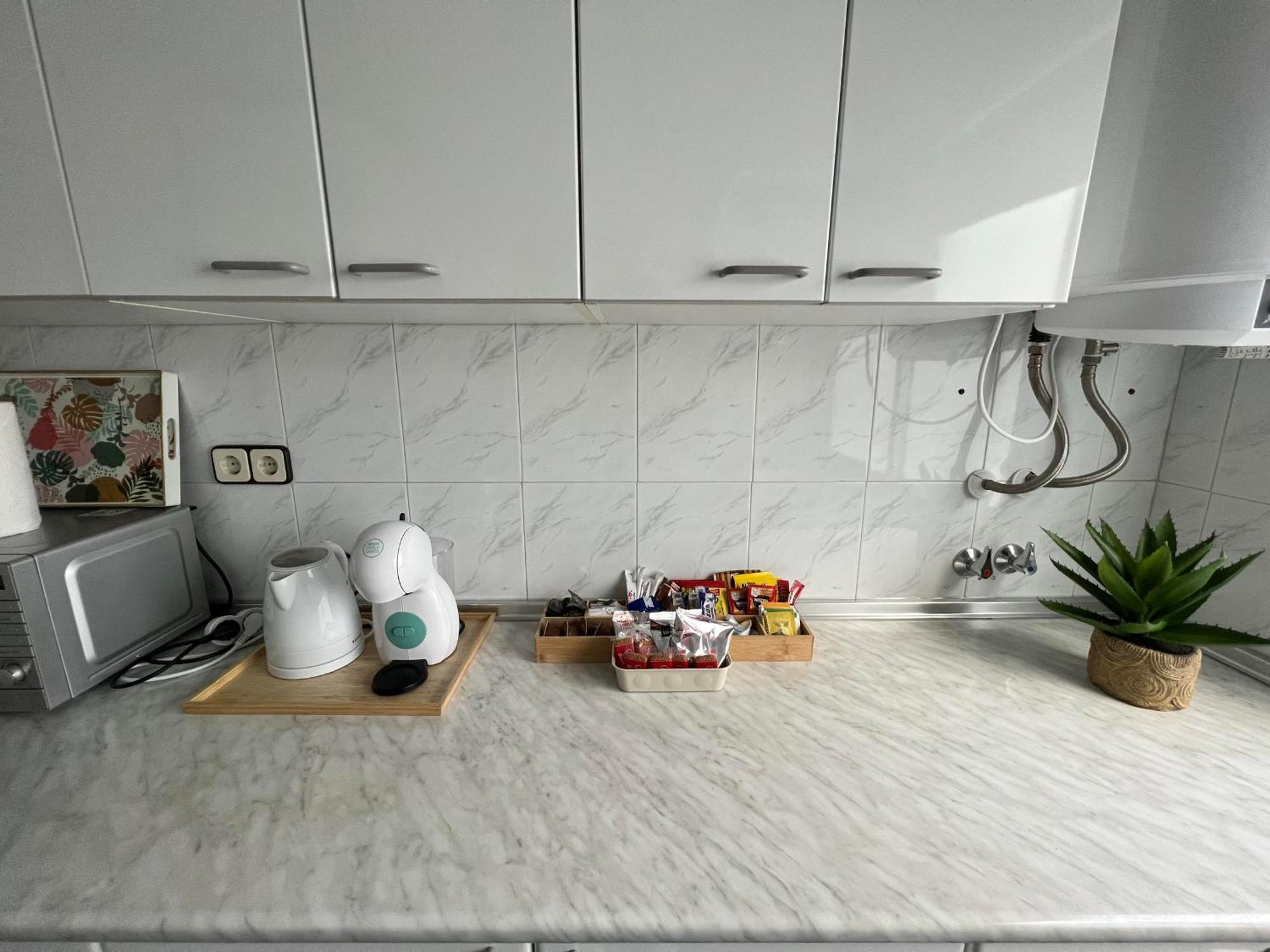 Gran Apartamento Con Parking Gratis Centro De Малага Екстериор снимка
