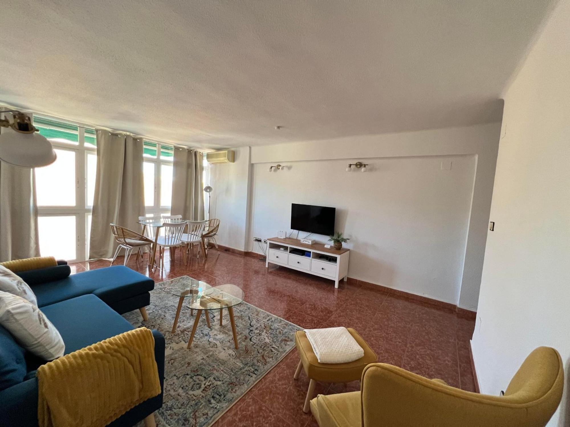 Gran Apartamento Con Parking Gratis Centro De Малага Екстериор снимка
