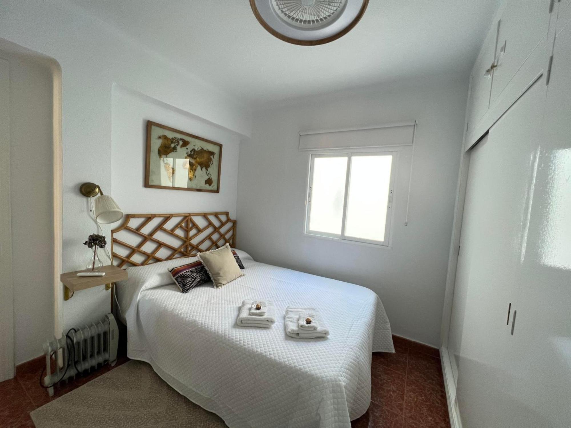 Gran Apartamento Con Parking Gratis Centro De Малага Екстериор снимка