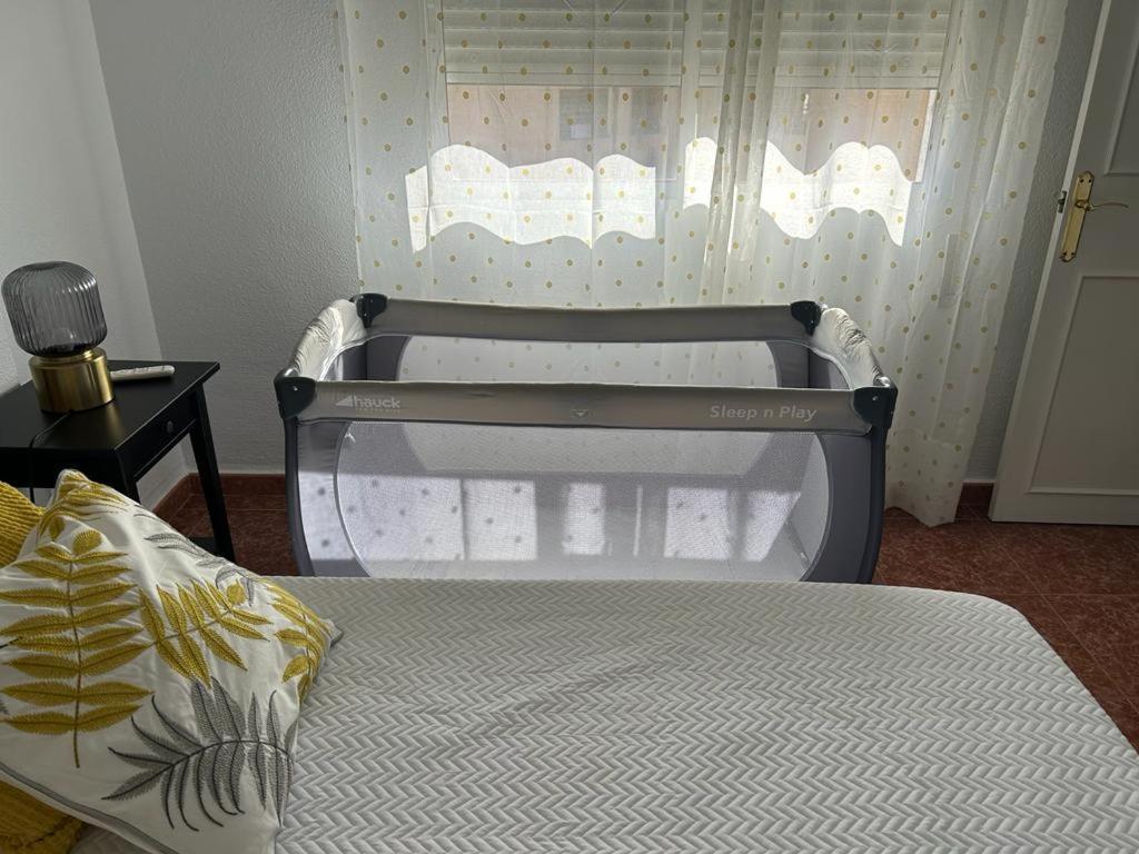 Gran Apartamento Con Parking Gratis Centro De Малага Екстериор снимка