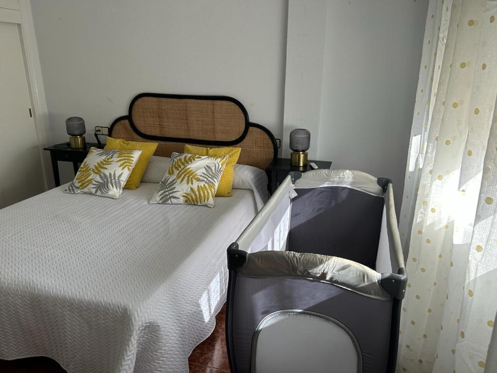 Gran Apartamento Con Parking Gratis Centro De Малага Екстериор снимка
